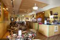 Bar, Kafe dan Lounge SCP Hilo Hotel