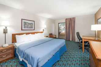 ห้องนอน 4 Days Inn by Wyndham Kirksville