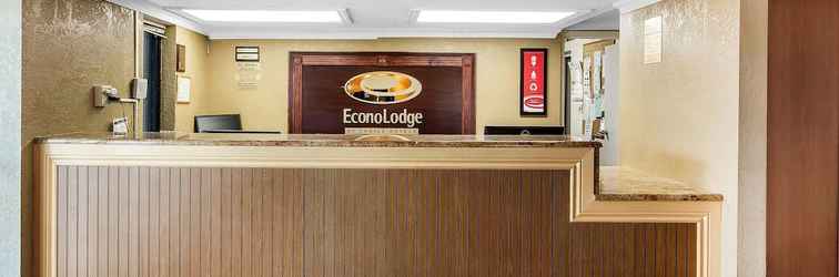 Lobi Econo Lodge North