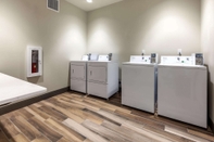 Accommodation Services La Quinta Inn & Suites by Wyndham Middletown