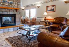 ロビー 3 Quality Inn & Suites Bremerton near Naval Shipyard