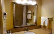 Bilik Mandi dalam Bilik 3 Quality Inn And Suites Vancouver