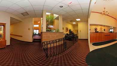 Lobi 4 Comfort Inn Pocono Lakes Region