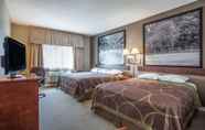 Bedroom 5 Super 8 by Wyndham Abbotsford BC