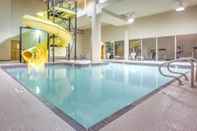 Swimming Pool Super 8 by Wyndham Abbotsford BC