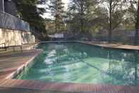 Swimming Pool Best Western Portland West Beaverton