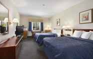 Bedroom 7 Baymont by Wyndham Prince George/Fort Gregg-Adams