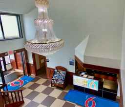 Lobby 4 Motel 6 Levittown, PA - Bensalem