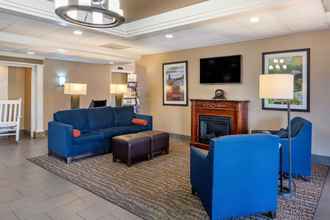 Lobby 4 Comfort Inn & Suites