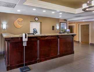 Lobi 2 Comfort Inn & Suites