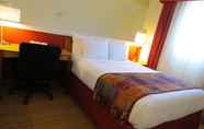 Bedroom 5 Residence Inn by Marriott Louisville