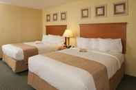 Bedroom Quality Inn & Suites Atlantic City Marina District