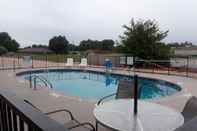 Swimming Pool Quality Inn Siloam Springs West