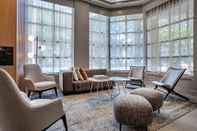 Lobby Sheraton Suites Wilmington Downtown