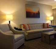 Ruang Umum 4 Best Western Plus Carriage Inn