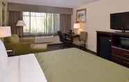 Bilik Tidur 7 Quality Inn & Suites Montebello - Los Angeles