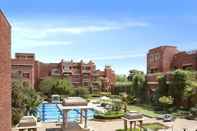 Swimming Pool ITC Rajputana, A Luxury Collection Hotel, Jaipur