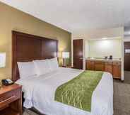 Kamar Tidur 5 Comfort Inn Medford - Long Island