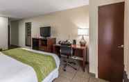 Bilik Tidur 4 Comfort Inn Medford - Long Island