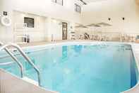 Swimming Pool Extended Stay America Suites - Springfield