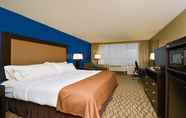 Bedroom 4 Best Western Monroeville Pittsburgh East