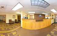 Lobby 2 Days Inn by Wyndham Bismarck