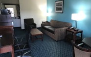 Common Space 5 Baymont Inn & Suites Florence by Wyndham