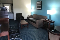 Common Space Baymont Inn & Suites Florence by Wyndham