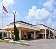 Exterior 2 Baymont Inn & Suites Florence by Wyndham