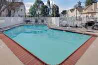 Swimming Pool Residence Inn by Marriott Fremont Silicon Valley
