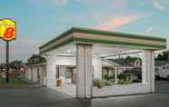 Luar Bangunan 4 Super 8 by Wyndham Sumter