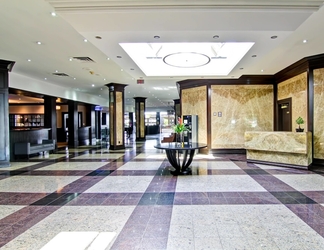 Lobby 2 Delta Hotels by Marriott Toronto East