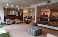 Lobby 4 Travelodge  by Wyndham Columbus North