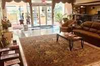 Lobby Quality Inn And Suites