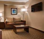 พื้นที่สาธารณะ 4 Best Western Plus Tallahassee North Hotel