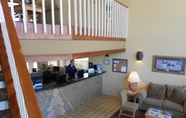 Lobby 6 Quality Inn & Suites Phoenix NW - Sun City