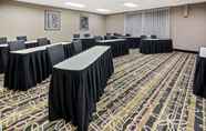 Functional Hall 4 La Quinta Inn & Suites by Wyndham Tacoma - Seattle