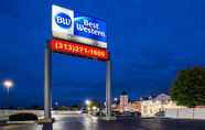 Bangunan 3 Best Western Greenfield Inn