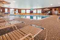 Swimming Pool Best Western Greenfield Inn