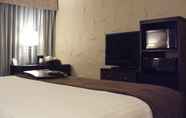 Kamar Tidur 6 SureStay Plus Hotel by Best Western Albany Airport