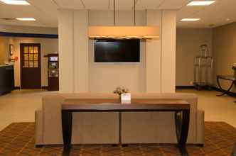 Lobby 4 SureStay Plus Hotel by Best Western Albany Airport