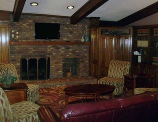 Lobby 2 Quality Inn & Suites Searcy I-67