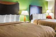 Bedroom Quality Inn & Suites Birmingham - Highway 280