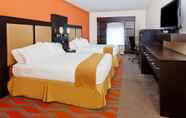 Kamar Tidur 2 Holiday Inn Express Dalton, an IHG Hotel