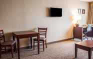 Common Space 2 Quality Inn & Suites Orland Park - Chicago