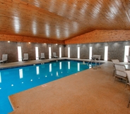 Swimming Pool 4 Ramada Hotel & Conference Center by Wyndham Lewiston