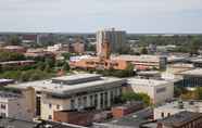Nearby View and Attractions 2 President Abraham Lincoln Springfield - DoubleTree by Hilton