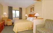 Bilik Tidur 7 Quality Inn near I-72 and Hwy 51