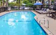 Kolam Renang 7 Best Western Courtesy Inn - Anaheim Park Hotel