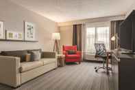 Common Space Country Inn & Suites by Radisson Erie